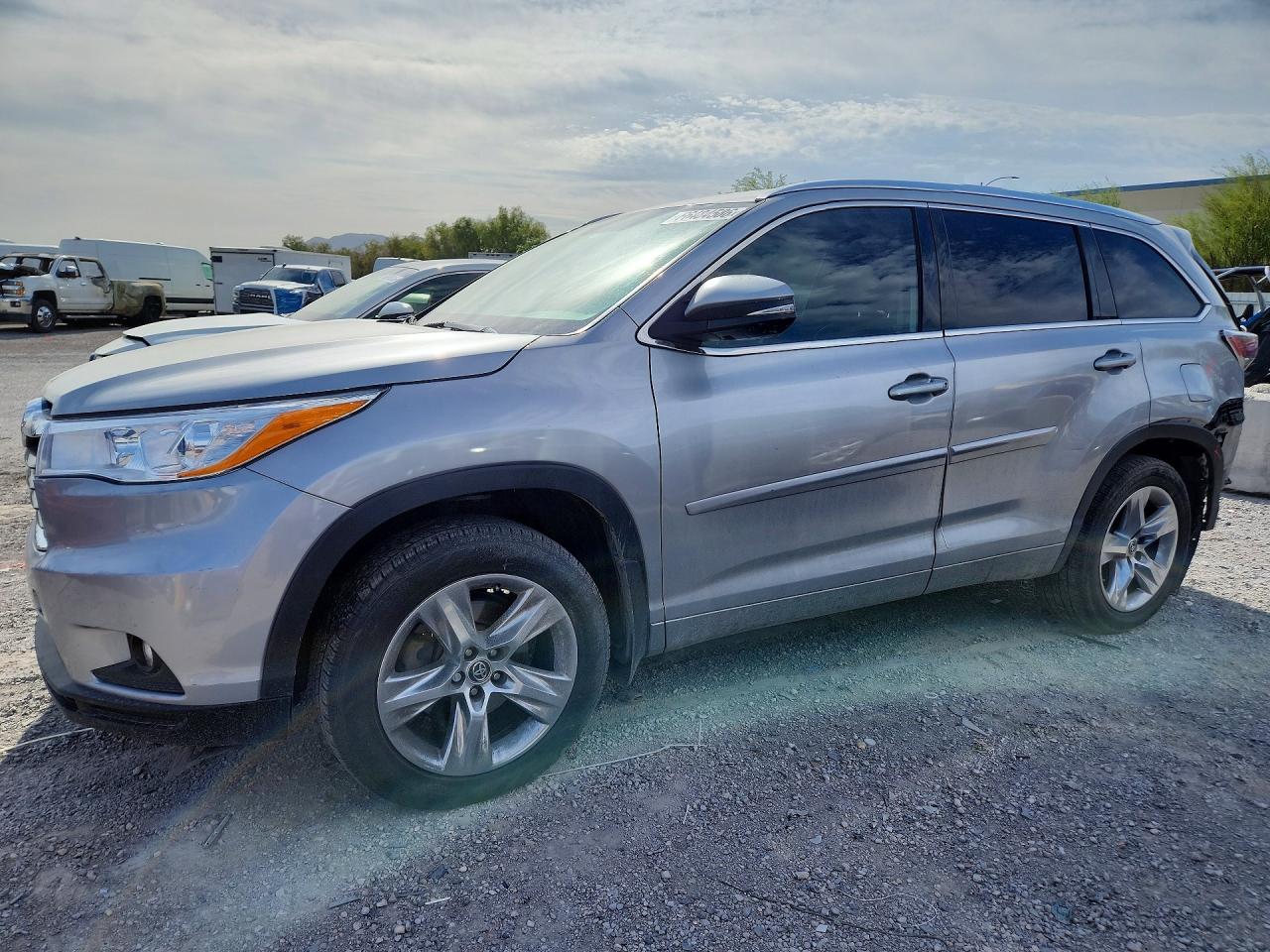 2016 TOYOTA HIGHLANDER LIMITED | 5TDDKRFH5GS249821 | UPCARS