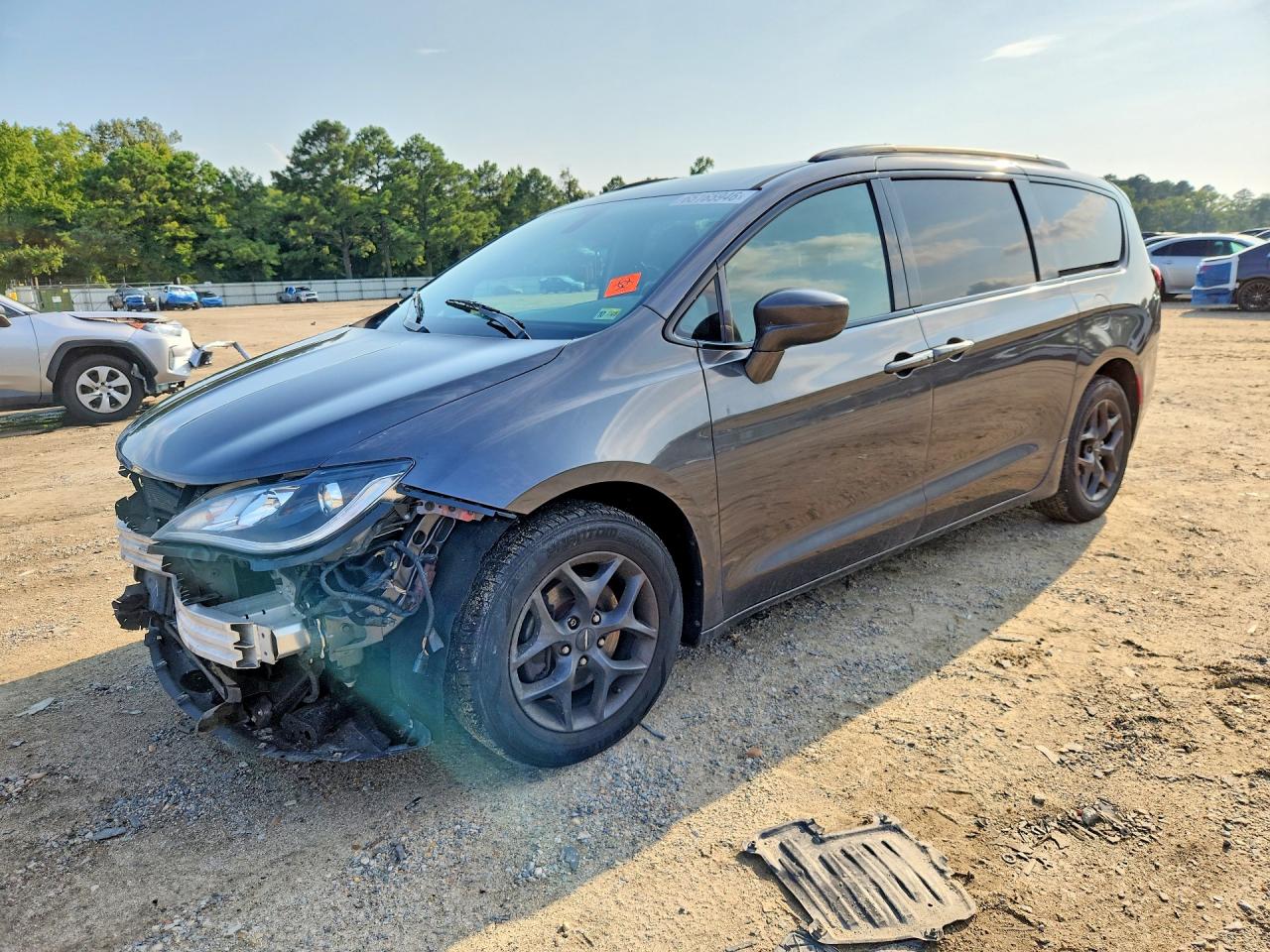 2018 CHRYSLER PACIFICA TOURING L | 2C4RC1BG4JR172554 | UPCARS