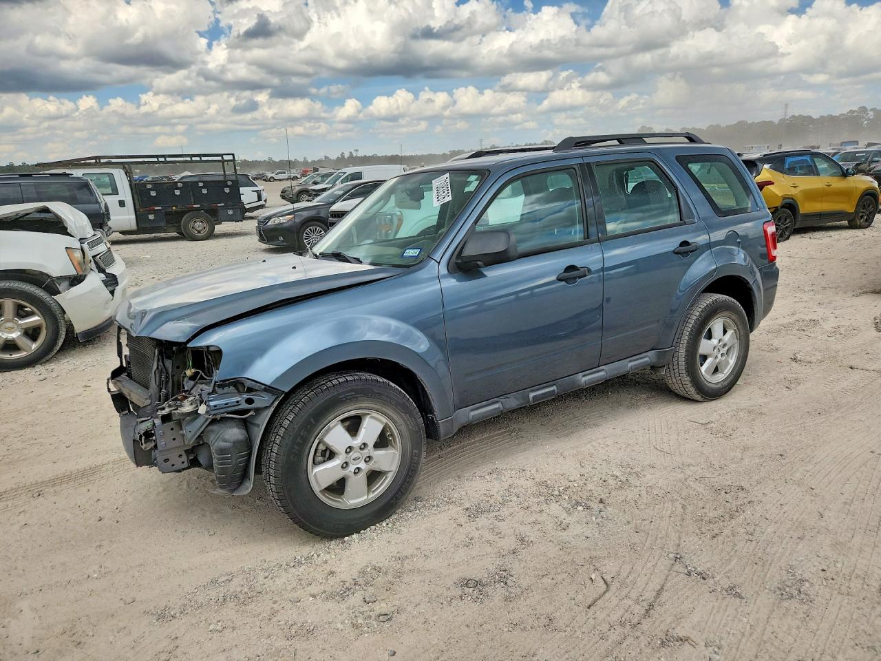 2010 FORD ESCAPE XLS | 1FMCU0C77AKA09774 | UPCARS