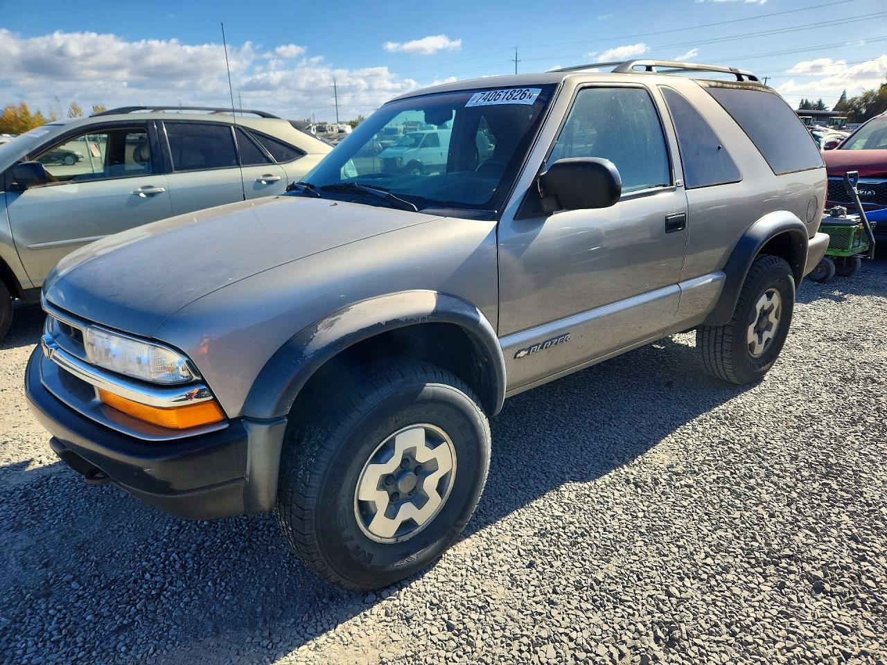 2000 CHEVROLET BLAZER | 1GNCT18W1YK282790 | UPCARS