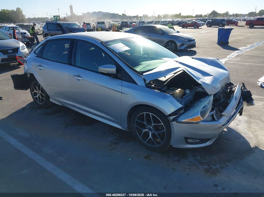 2015 FORD FOCU SE | 1FADP3F26FL363634 | UPCARS