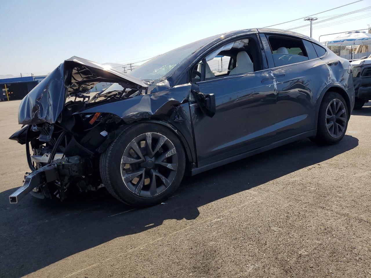 2023 TESLA MODEL X | 7SAXCBE57PF422075 | UPCARS