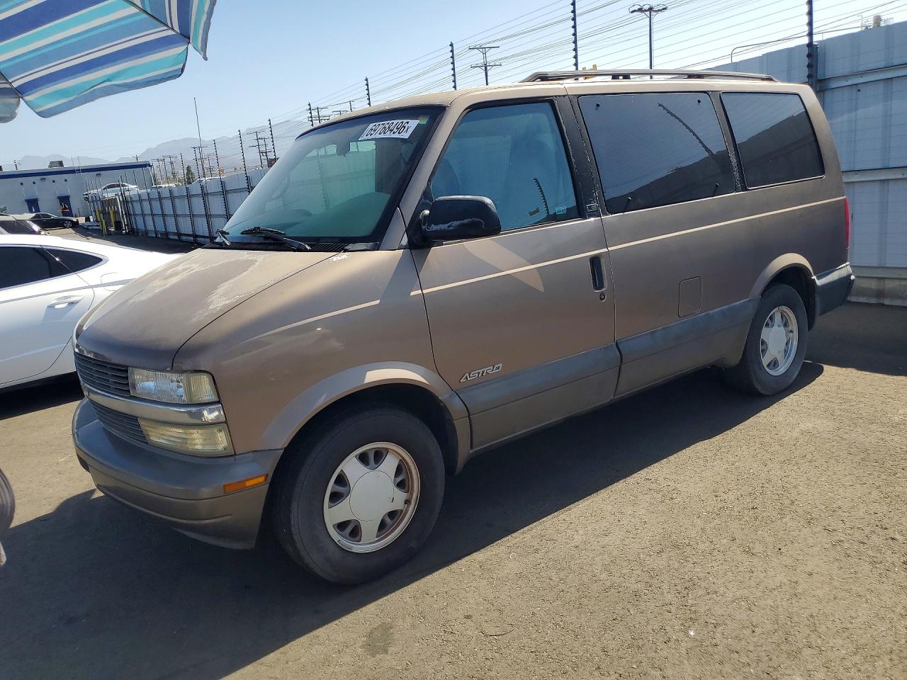 2000 CHEVROLET ASTRO | 1GNDM19W7YB205891 | UPCARS