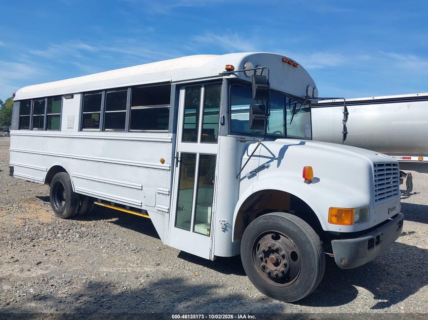1999 INTERNATIONAL 3000 3800 | 1HVBBAAPXXH223950 | UPCARS