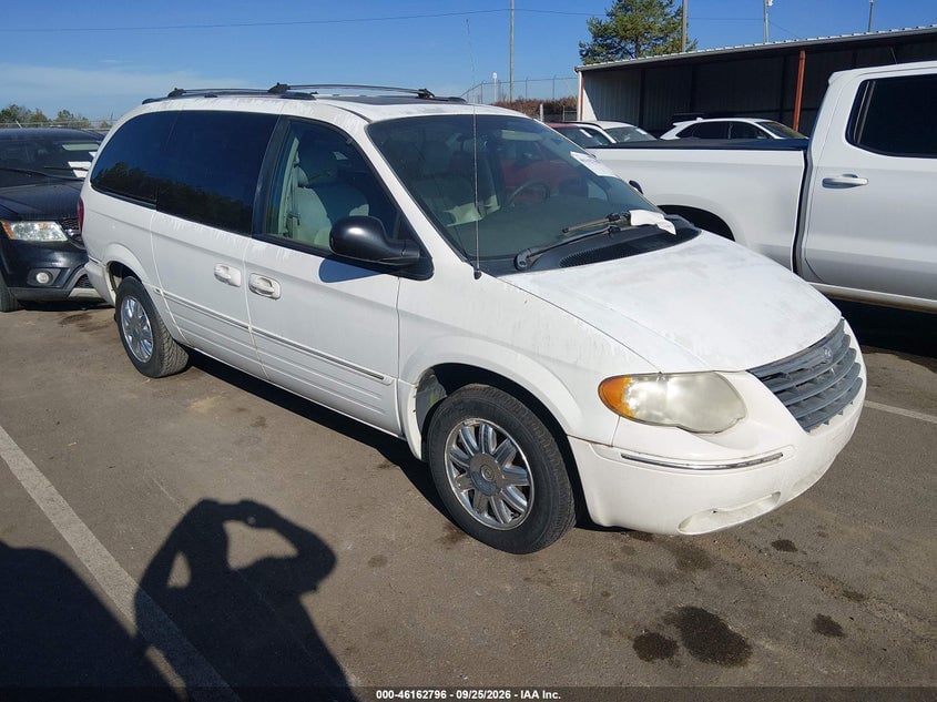 2005 CHRYSLER TOWN & COUNTRY LIMITED | 2C4GP64LX5R136893 | UPCARS