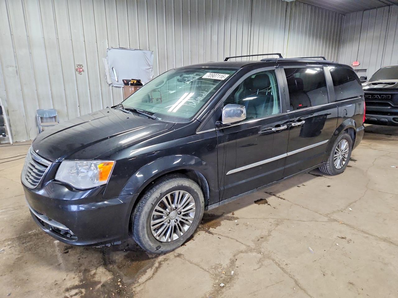 2014 CHRYSLER TOWN & COU TOURING L | 2C4RC1CG4ER171019 | UPCARS
