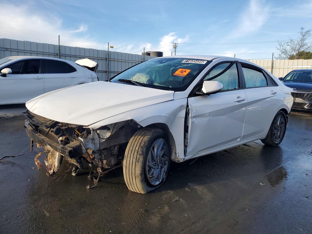 2026 HYUNDAI ELANTRA BLUE | KMHLM4DJ2TU205629 | UPCARS