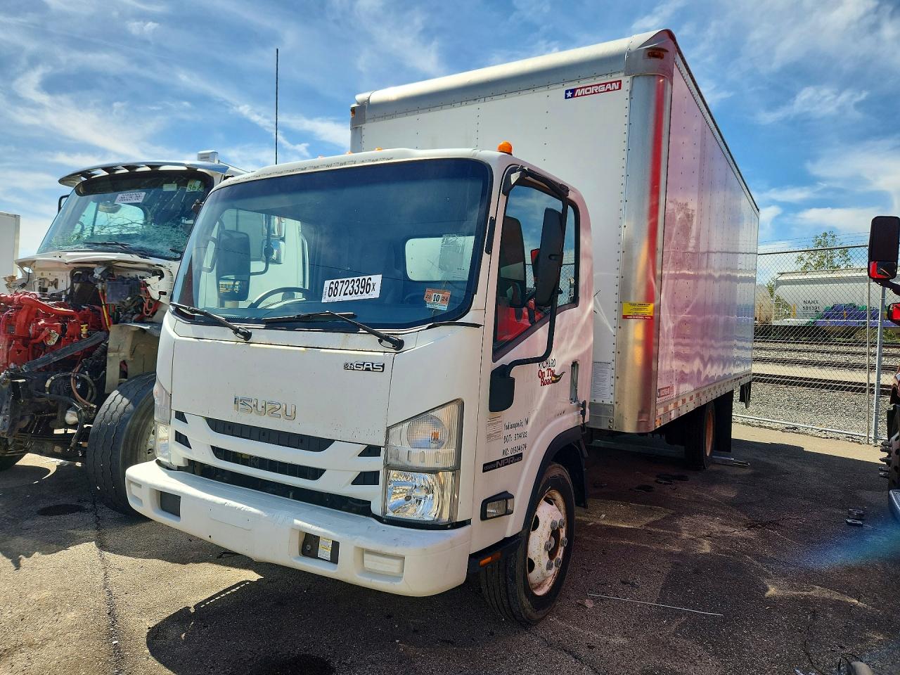2017 ISUZU NPR BOX TRUCK | 54DC4W1B5HS808697 | UPCARS