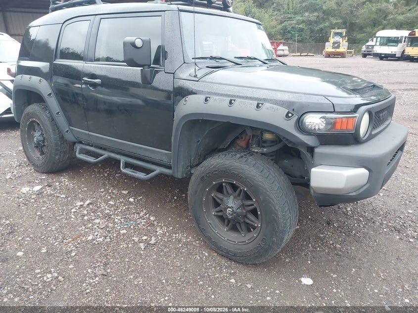 2013 TOYOTA FJ CRUISER | JTEBU4BF8DK149512 | UPCARS
