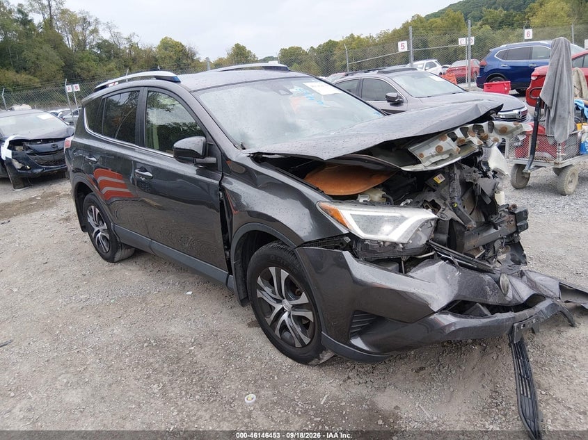 2017 TOYOTA RAV4 LE | JTMBFREV0HJ136912 | UPCARS