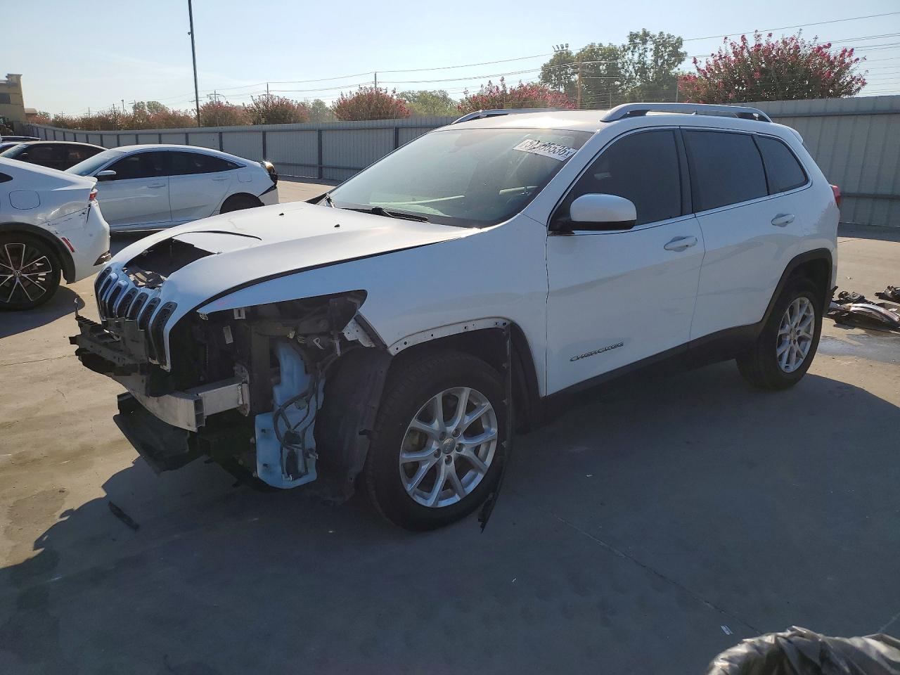 2016 JEEP CHEROKEE LATITUDE | 1C4PJMCS8GW157590 | UPCARS