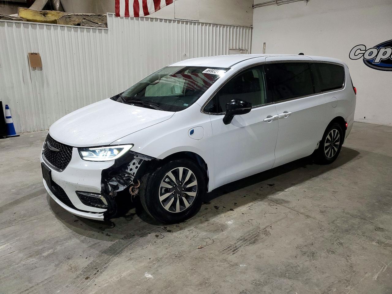2024 CHRYSLER PACIFICA HYBRID SELECT | 2C4RC1S72RR198694 | UPCARS