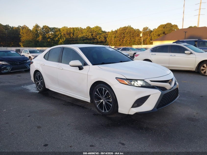 2019 TOYOTA CAMRY SE | 4T1B11HK4KU786877 | UPCARS