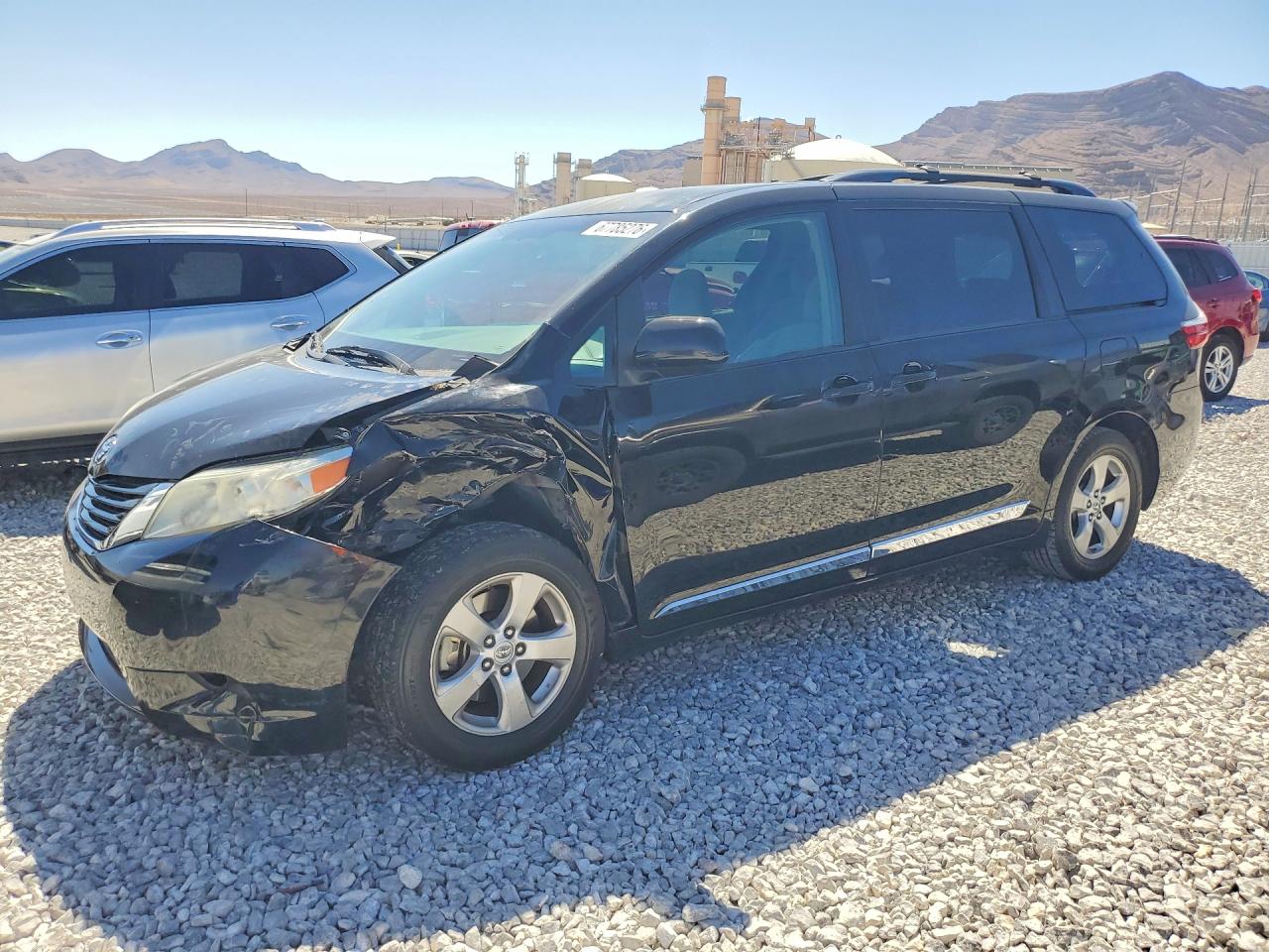 2017 TOYOTA SIENNA LE | 5TDKZ3DC3HS769122 | UPCARS