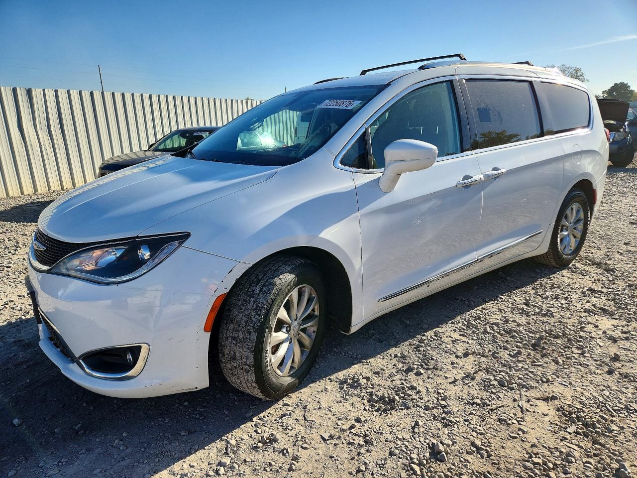 2019 CHRYSLER PACIFICA TOURING L | 2C4RC1BGXKR732210 | UPCARS