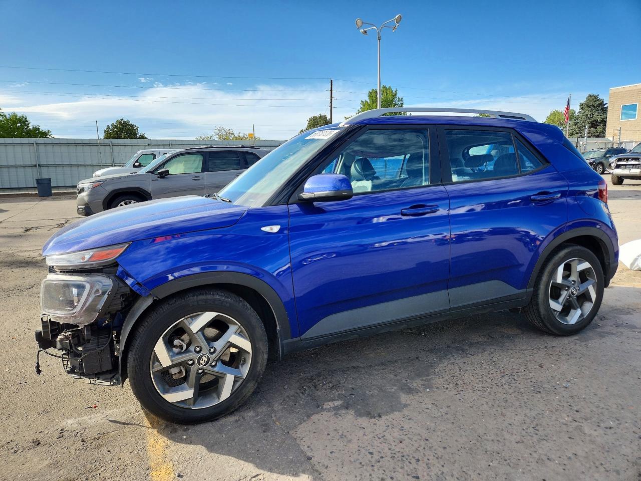 2022 HYUNDAI VENUE LIMITED | KMHRC8A38NU171628 | UPCARS