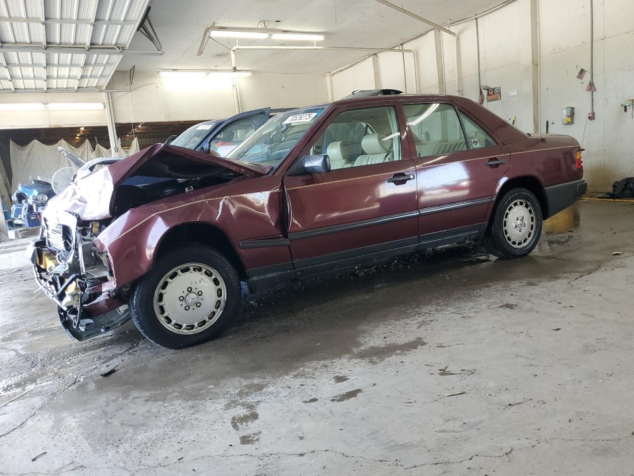 1988 MERCEDES-BENZ 300-CLASS E | WDBEA30D7JA695434 | UPCARS