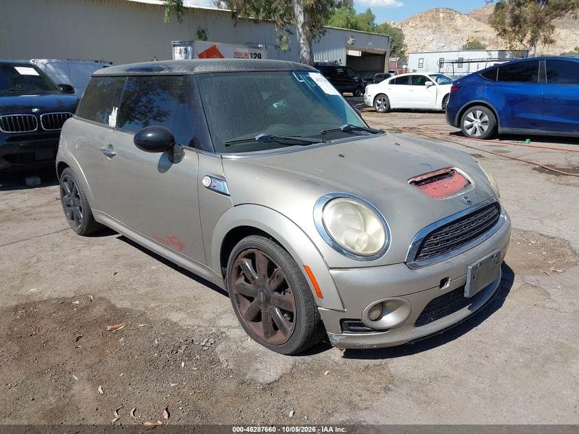 2010 MINI COOPER S | WMWMF7C53ATZ72902 | UPCARS