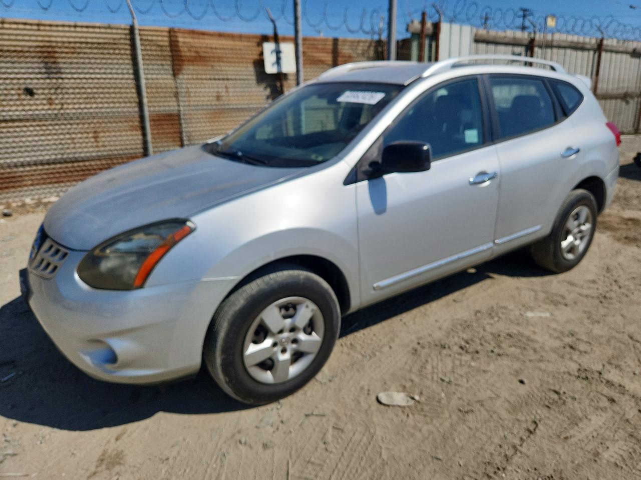 2014 NISSAN ROGUE S | JN8AS5MT8EW104812 | UPCARS