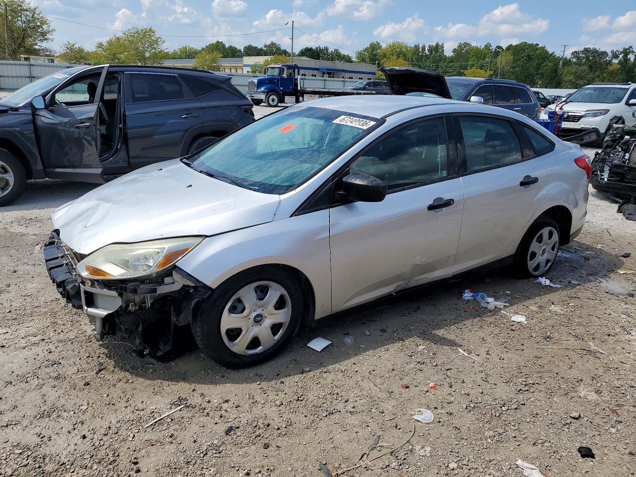 2012 FORD FOCU S | 1FAHP3E25CL327769 | UPCARS