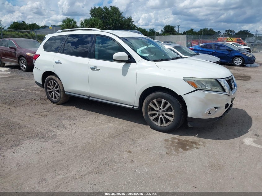 2016 NISSAN PATHFINDER PLATINUM/S/SL/SV | 5N1AR2MM5GC619779 | UPCARS