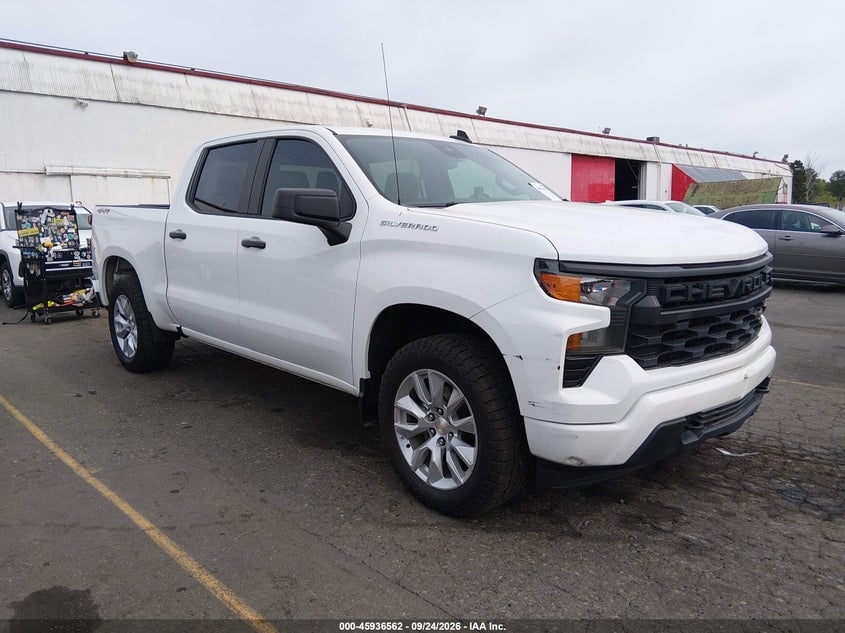 2023 CHEVROLET SILVERADO 1500 4WD  SHORT BED CUSTOM | 3GCPDBEK2PG206922 | UPCARS