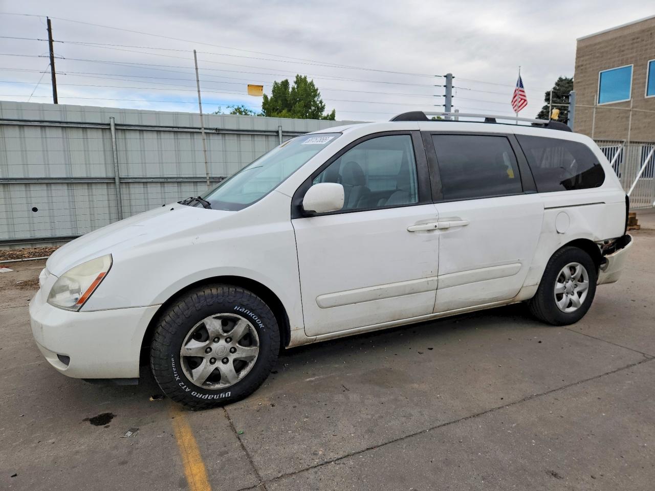2008 KIA SEDONA LX | KNDMB233086214055 | UPCARS