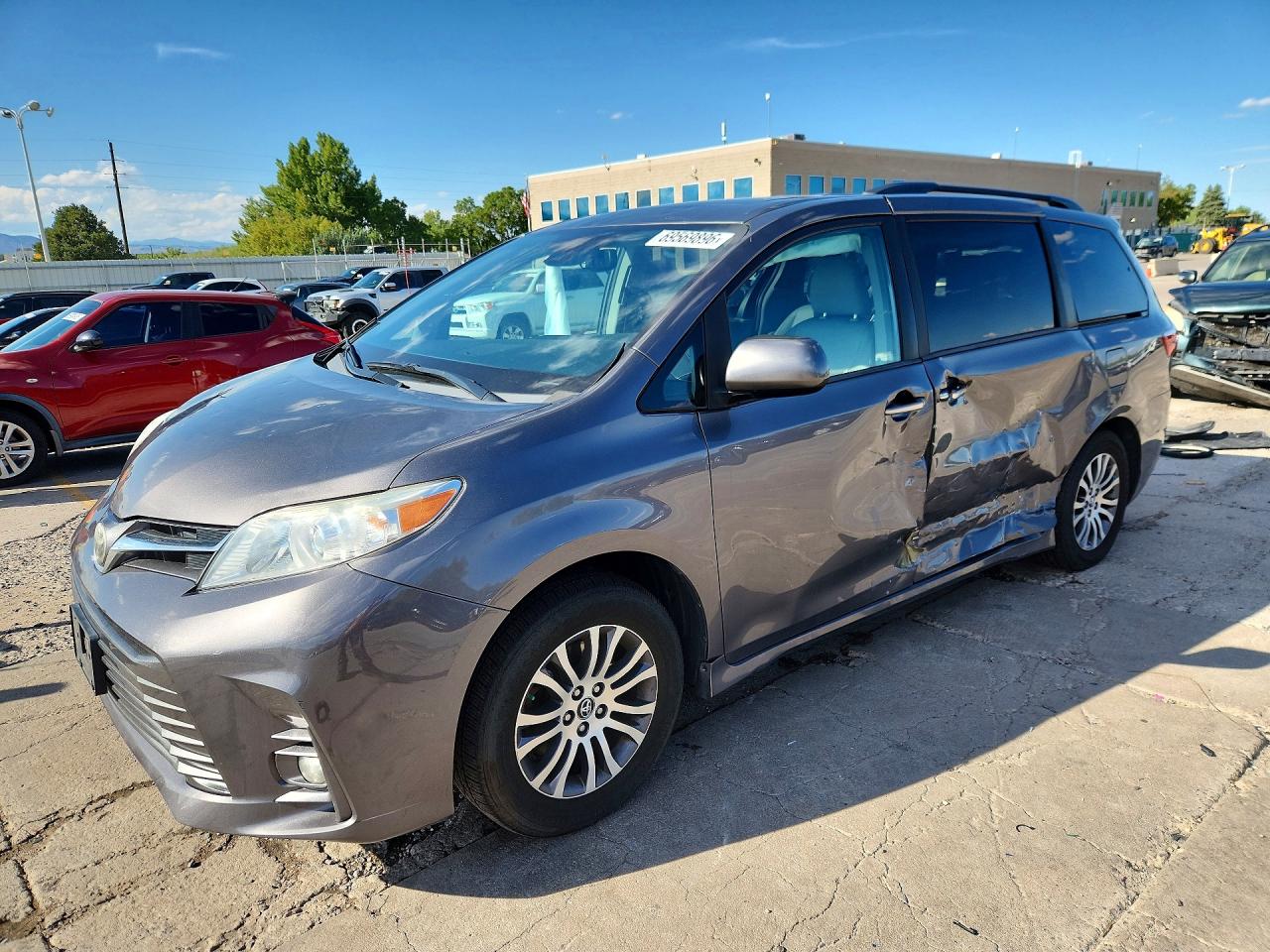 2018 TOYOTA SIENNA XLE 8-PASSENGER | 5TDYZ3DC9JS928399 | UPCARS