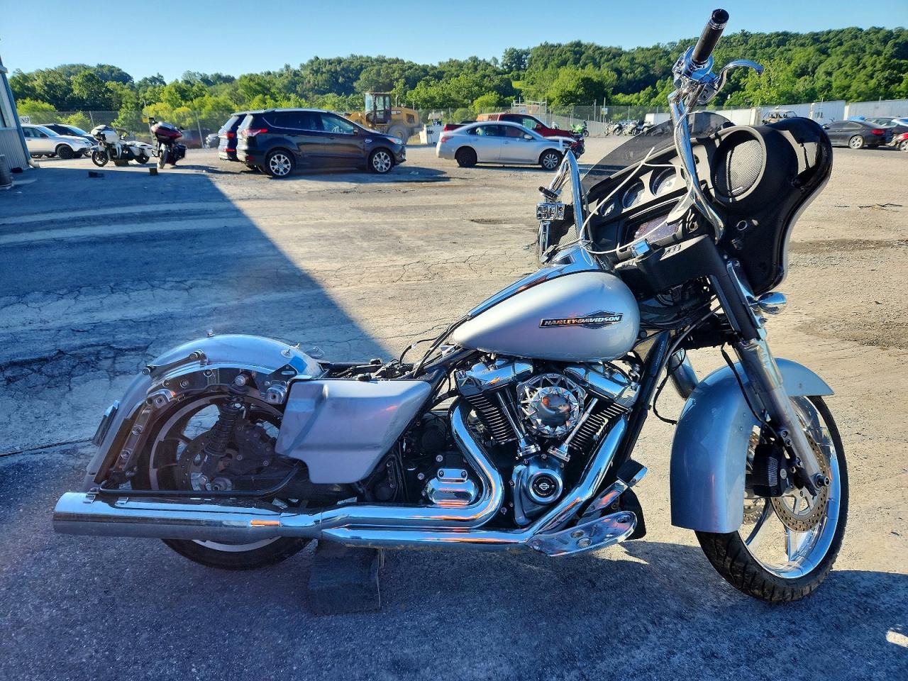 2023 HARLEY-DAVIDSON FL | 1HD1KBC13PB653370 | UPCARS