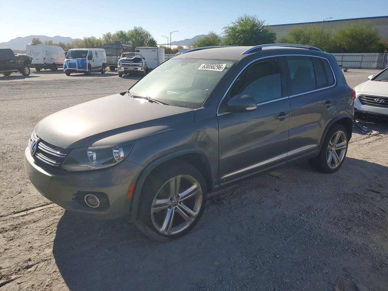 2016 VOLKSWAGEN TIGUAN S | WVGBV7AX5GW026255 | UPCARS