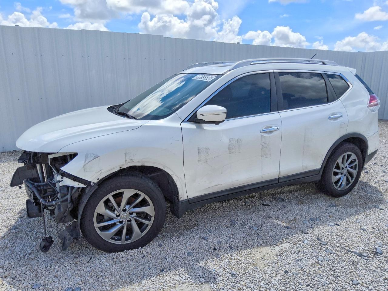 2015 NISSAN ROGUE SL | 5N1AT2MT3FC829157 | UPCARS