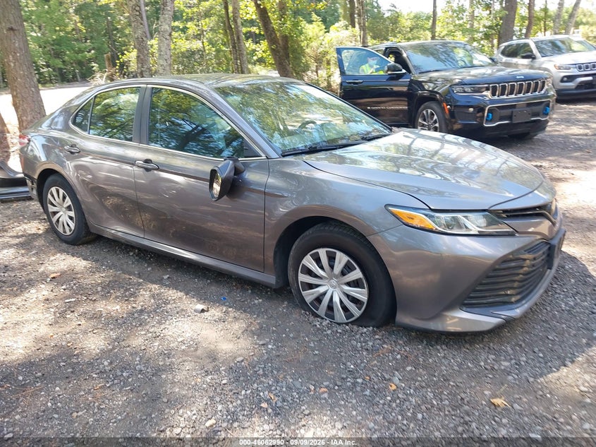 2018 TOYOTA CAMRY L | 4T1B11HK2JU598390 | UPCARS