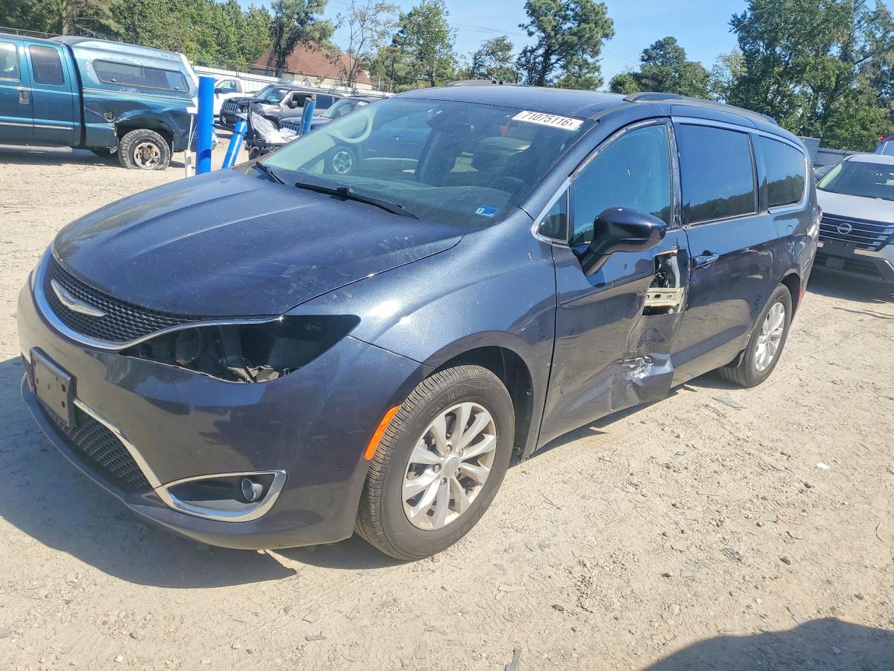 2019 CHRYSLER PACIFICA TOURING PLUS | 2C4RC1FG2KR738061 | UPCARS