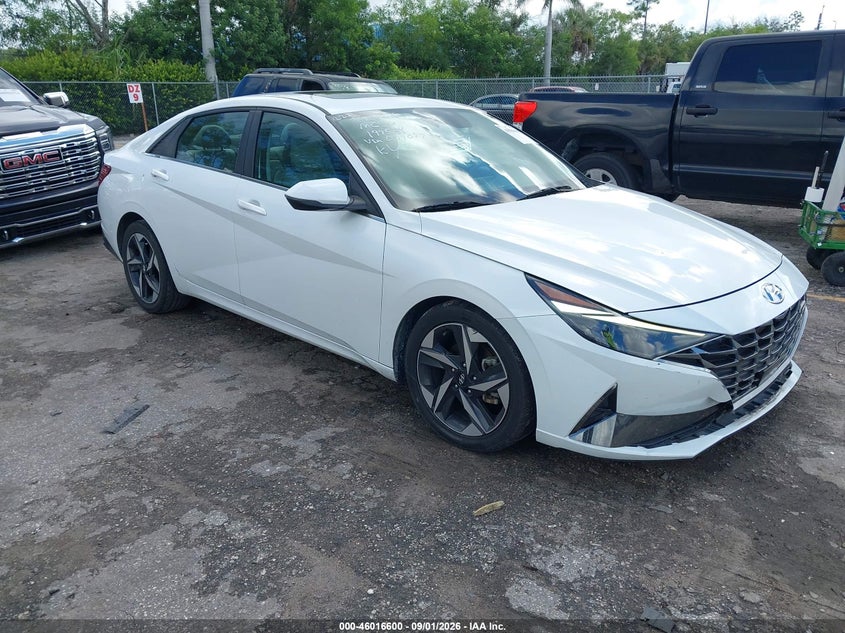 2022 HYUNDAI ELANTRA LIMITED | 5NPLP4AG3NH054656 | UPCARS