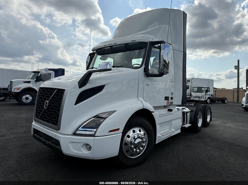 2019 VOLVO VNR64T | 4V4WC9EH8KN204320 | UPCARS