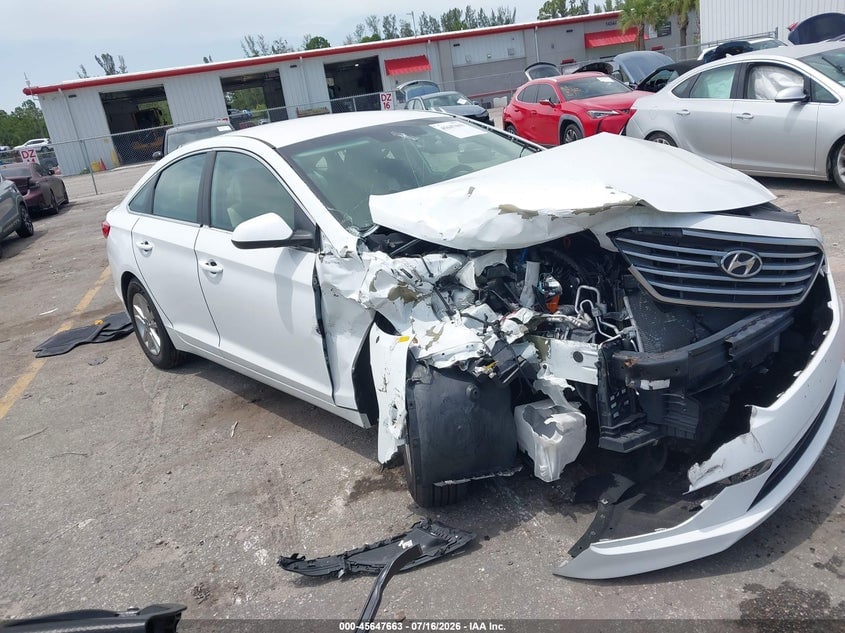 2017 HYUNDAI SONATA SE | 5NPE24AFXHH588224 | UPCARS