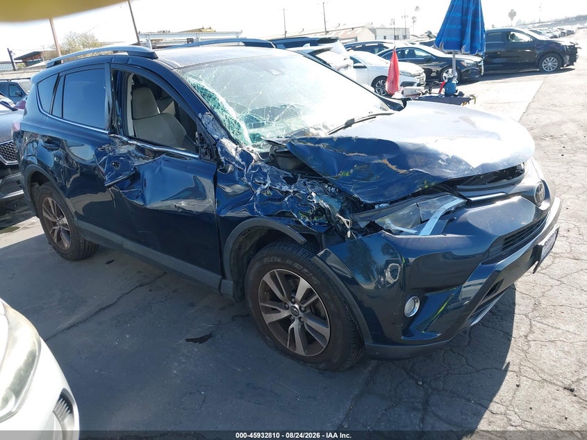 2018 TOYOTA RAV4 XLE | JTMRFREV7JJ722995 | UPCARS