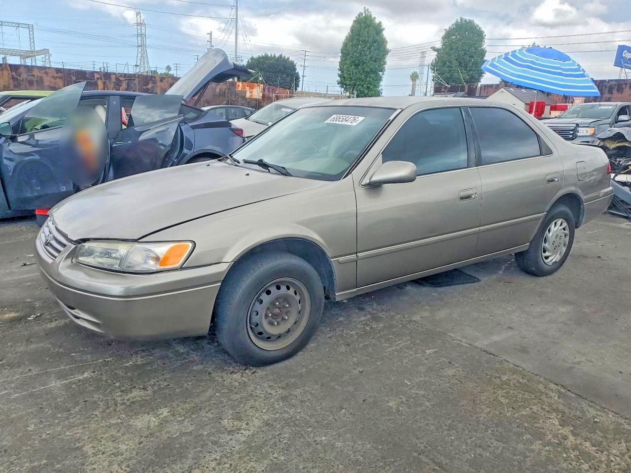 1997 TOYOTA CAMRY LE | JT2BG22K4V0033369 | UPCARS