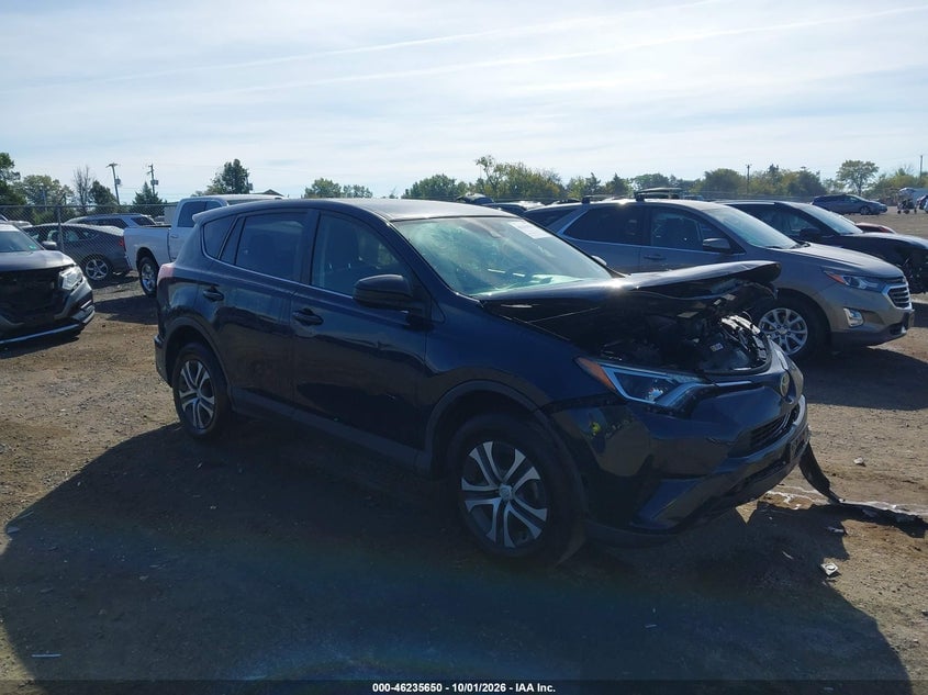 2018 TOYOTA RAV4 LE | JTMBFREV4JJ256363 | UPCARS