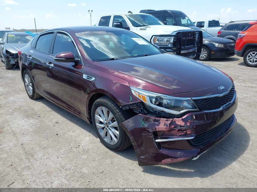 2018 KIA OPTIMA LX | 5XXGT4L30JG251328 | UPCARS