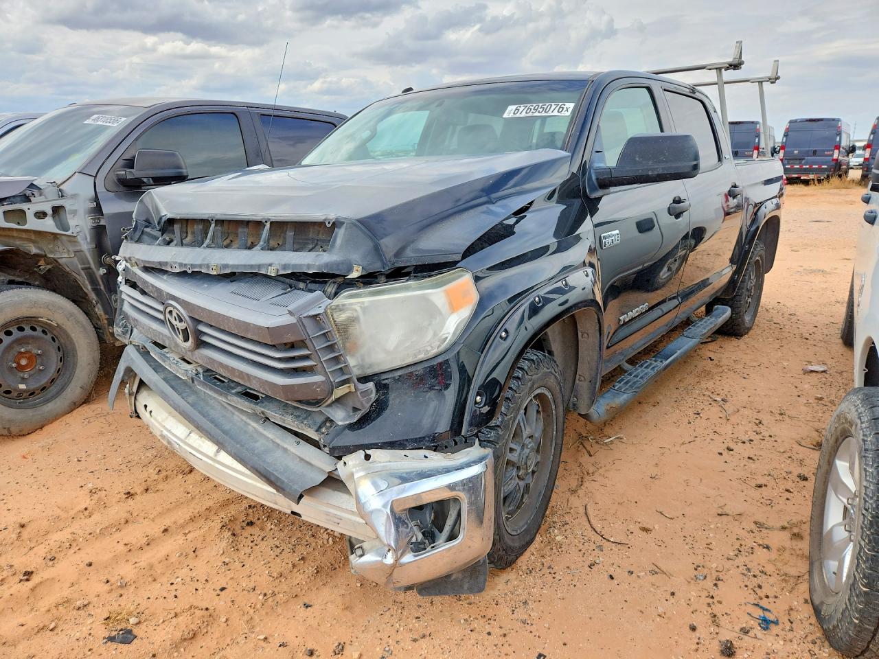2015 TOYOTA TUNDRA SR5 | 5TFDW5F17FX418536 | UPCARS