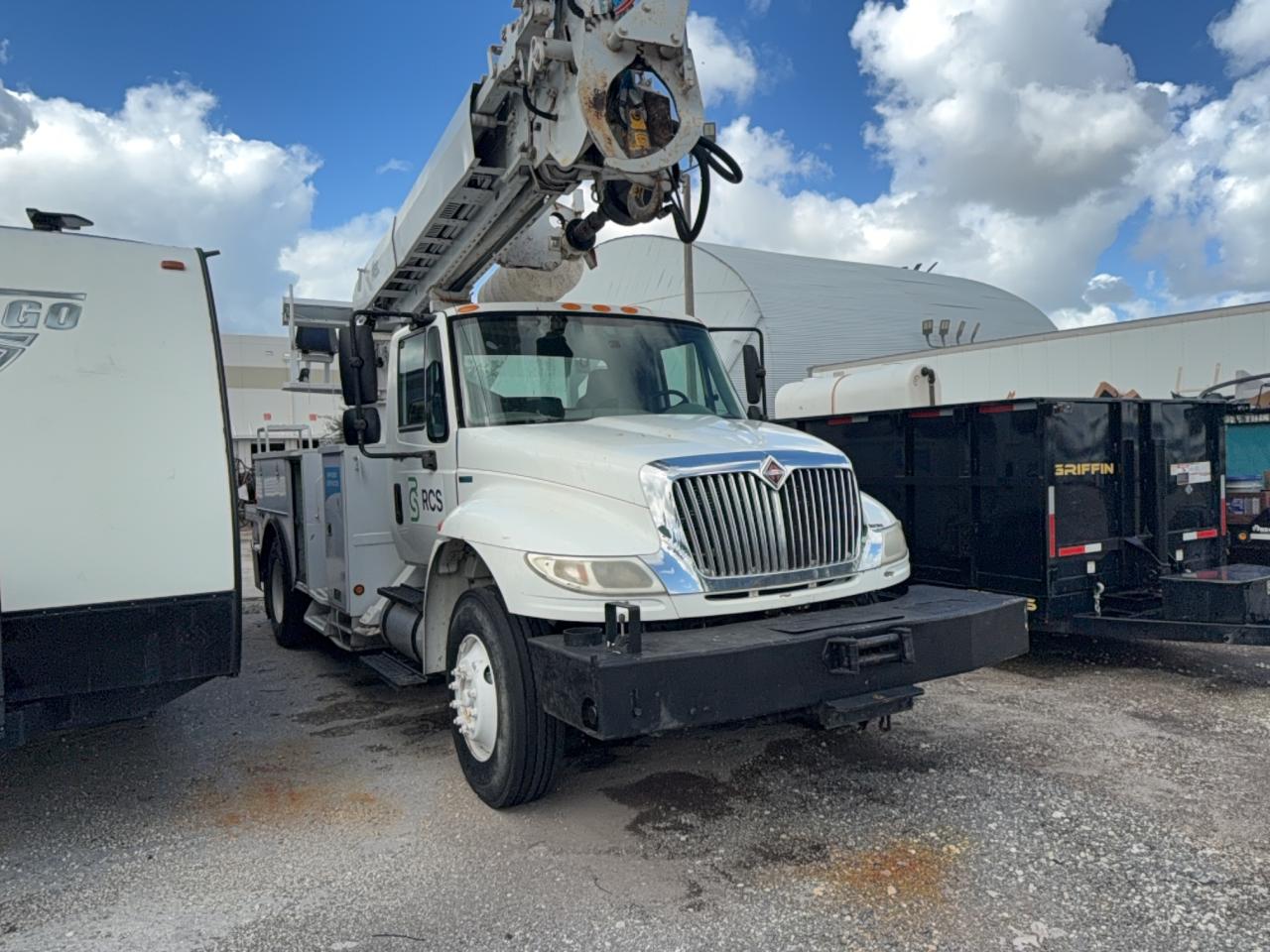 2011 INTERNATIONAL 4000 SERIE 4400 | 1HTMKAAN6BH339557 | UPCARS