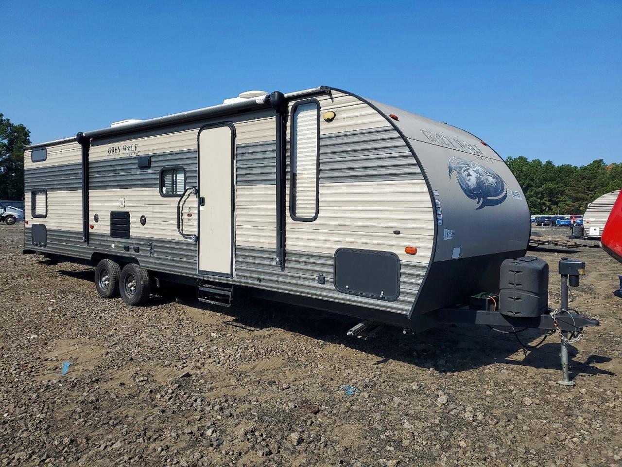 2018 CHEROKEE BY FOREST R FOREST RIV GREY WOLF CAMPER | 4X4TCKE24JX129565 | UPCARS