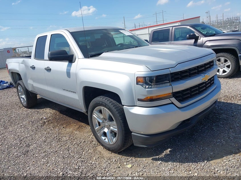 2017 CHEVROLET SILVERADO 1500 CUSTOM | 1GCRCPEC4HZ343511 | UPCARS