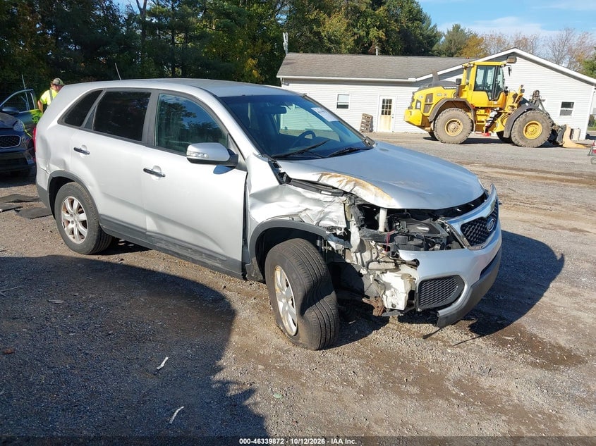 2013 KIA SORENTO LX | 5XYKT3A13DG321202 | UPCARS