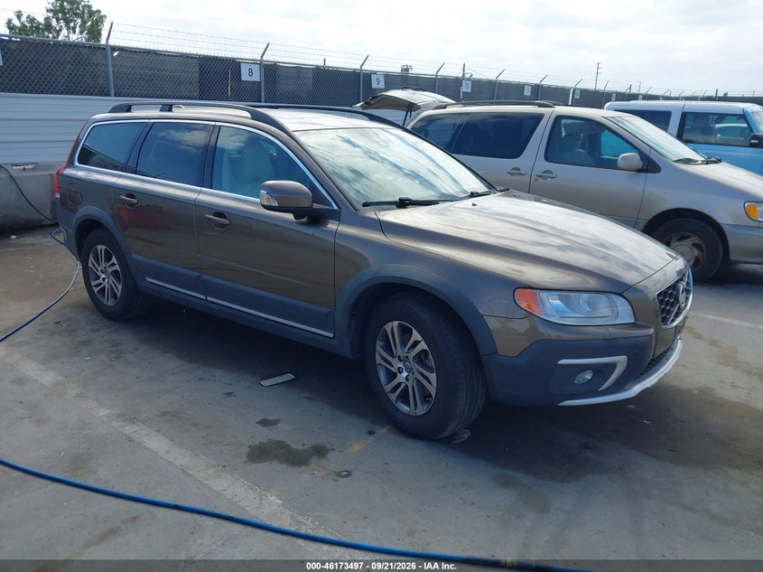 2015 VOLVO XC70 3.2 PREMIER | YV4940NB4F1202409 | UPCARS