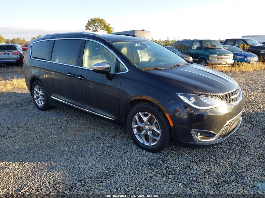 2019 CHRYSLER PACIFICA LIMITED | 2C4RC1GG7KR705698 | UPCARS