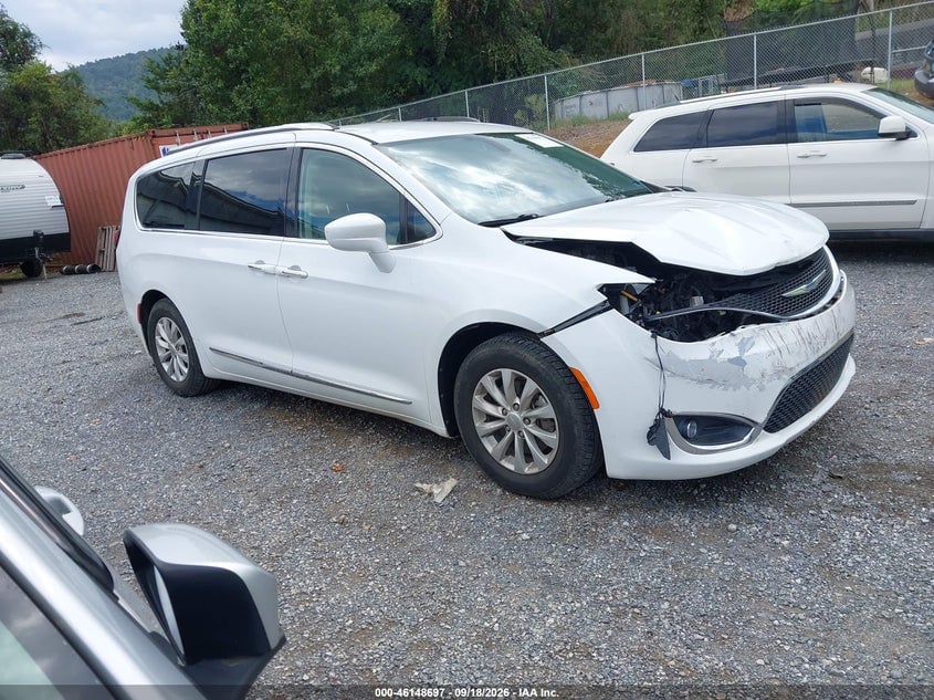 2018 CHRYSLER PACIFICA TOURING L | 2C4RC1BG0JR141818 | UPCARS