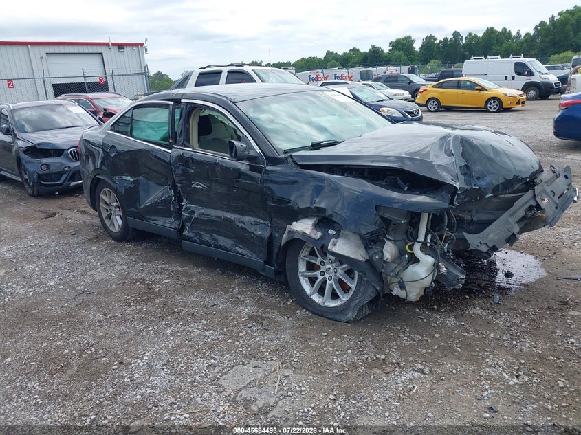 2015 FORD TAURU SE | 1FAHP2D85FG116696 | UPCARS