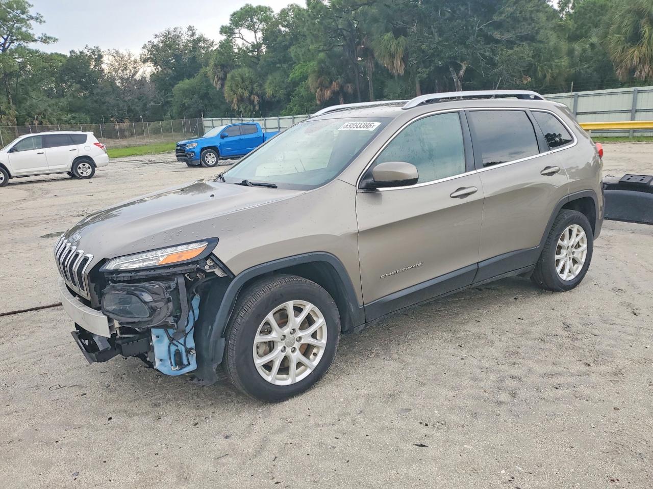2018 JEEP CHEROKEE LATITUDE | 1C4PJMCX4JD608769 | UPCARS